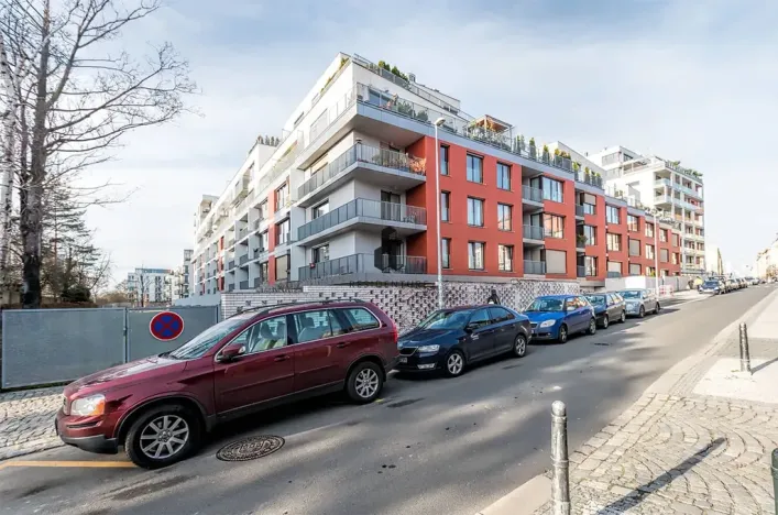 Pronájem bytu 1+kk, Praha - Vinohrady, Korunní, 42 m2