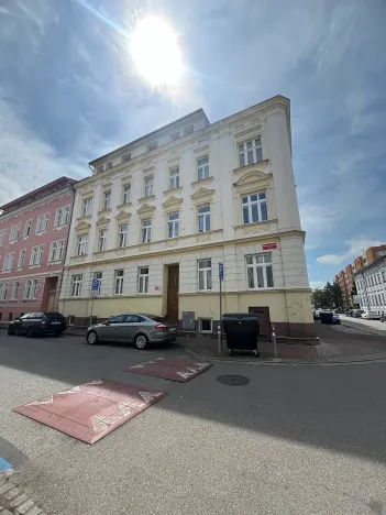 Pronájem bytu 1+kk, České Budějovice, Skuherského, 45 m2
