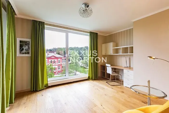 Pronájem bytu 4+kk, Praha - Vinohrady, Italská, 146 m2