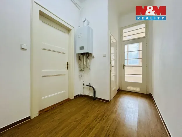 Pronájem bytu 1+1, Klatovy - Klatovy II, Masarykova, 54 m2