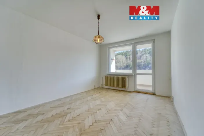 Prodej bytu 2+1, Karlovy Vary - Doubí, Modenská, 60 m2