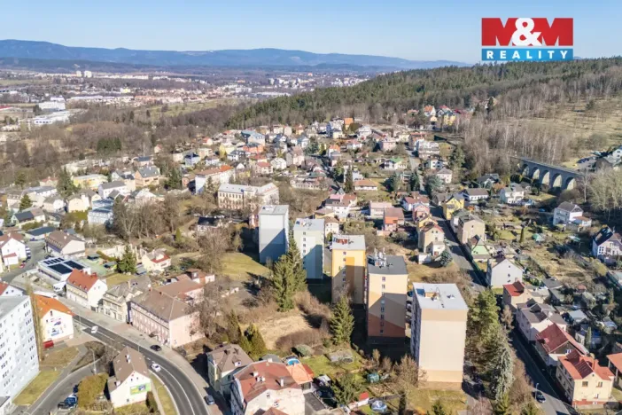 Prodej bytu 2+1, Karlovy Vary - Doubí, Modenská, 60 m2