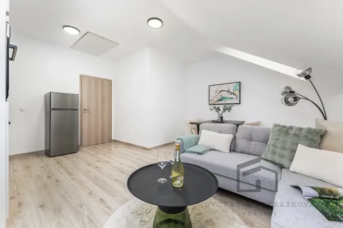 Prodej bytu 2+kk, Praha - Libeň, Pod Labuťkou, 40 m2