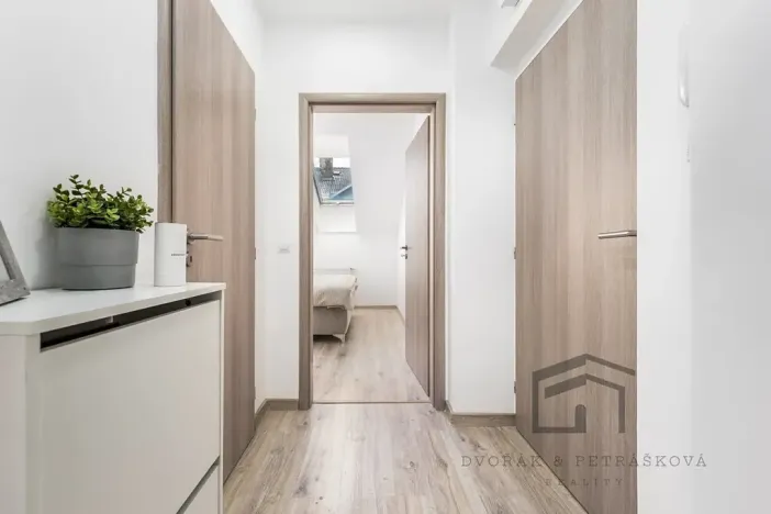Prodej bytu 2+kk, Praha - Libeň, Pod Labuťkou, 40 m2