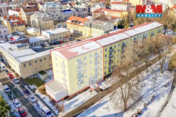 Prodej bytu 2+1, Mariánské Lázně, V Sadech, 48 m2