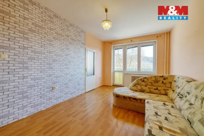 Prodej bytu 2+1, Mariánské Lázně, V Sadech, 48 m2