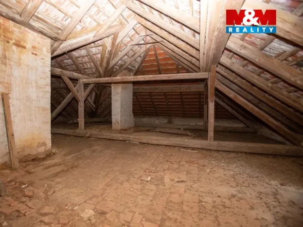 Prodej rodinného domu, Obrataň - Vintířov, 440 m2