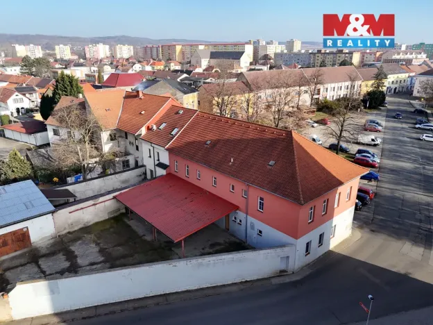 Prodej činžovního domu, Štětí, Mírové nám., 500 m2