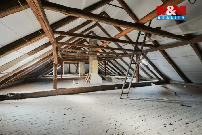 Prodej činžovního domu, Štětí, Mírové nám., 500 m2
