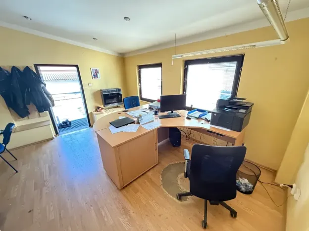 Prodej obchodního prostoru, Praha - Vinoř, Mladoboleslavská, 366 m2