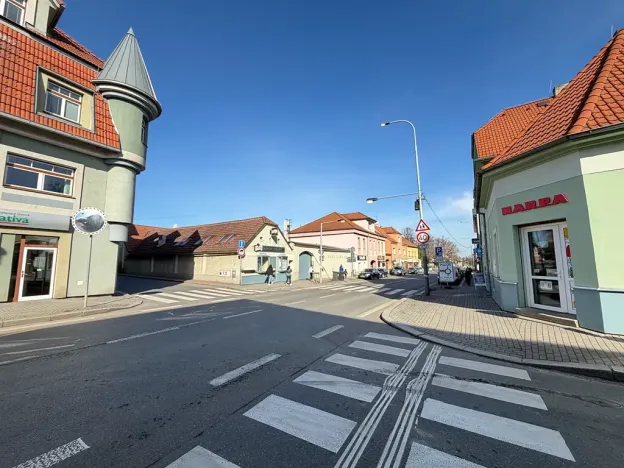 Prodej obchodního prostoru, Praha - Vinoř, Mladoboleslavská, 366 m2