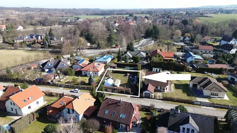 Prodej pozemku pro bydlení, Květnice, Mařinková, 703 m2