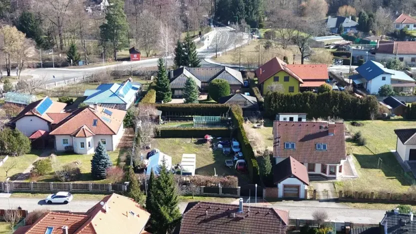 Prodej pozemku pro bydlení, Květnice, Mařinková, 703 m2