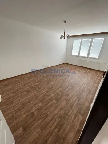 Pronájem bytu 3+1, České Budějovice, Branišovská, 81 m2