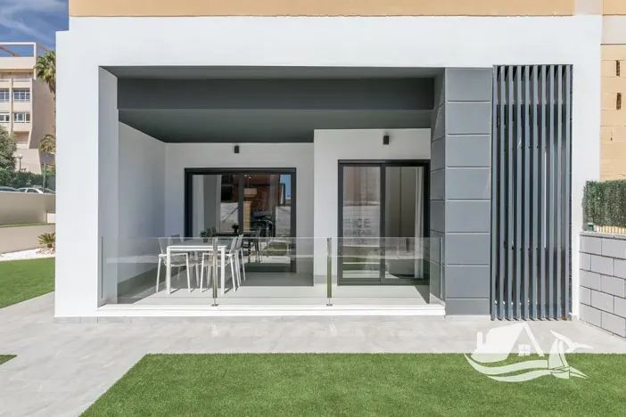 Prodej bytu 3+kk, Torrevieja, Španělsko, 51 m2