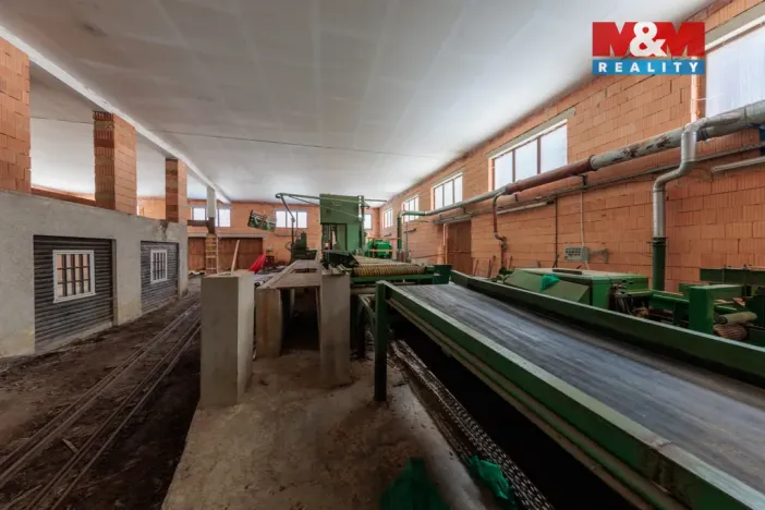 Prodej výrobních prostor, Nejdek, Závodu míru, 2388 m2