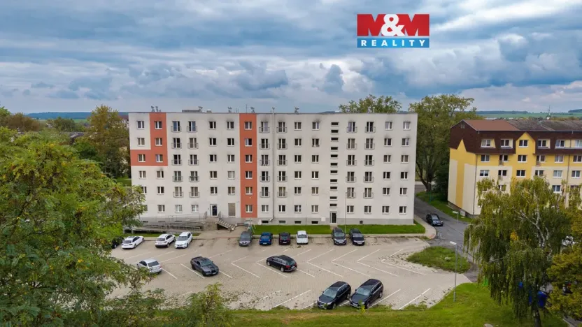 Prodej činžovního domu, Milovice, Topolová, 3337 m2