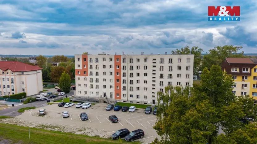 Prodej činžovního domu, Milovice, Topolová, 3337 m2