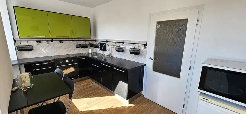Pronájem bytu 1+kk, Brno - Zábrdovice, Tkalcovská, 32 m2