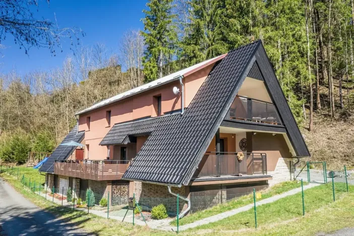 Prodej rodinného domu, Karolinka, Rekreační, 300 m2