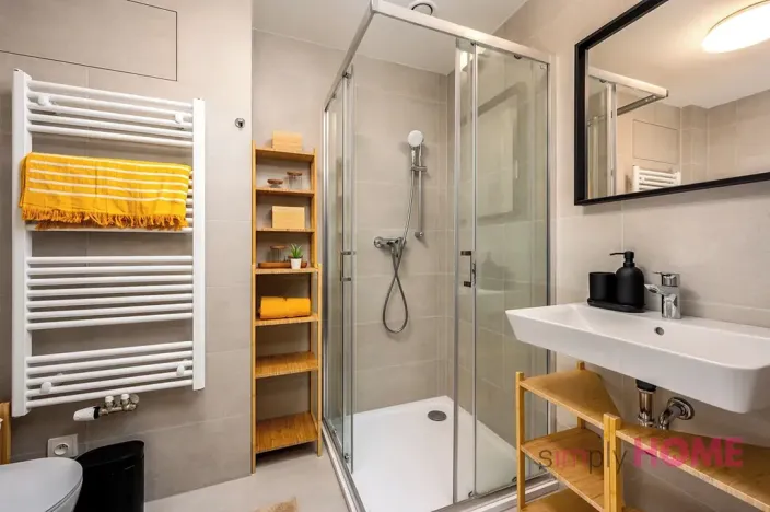 Pronájem bytu 1+kk, Praha - Holešovice, V háji, 37 m2