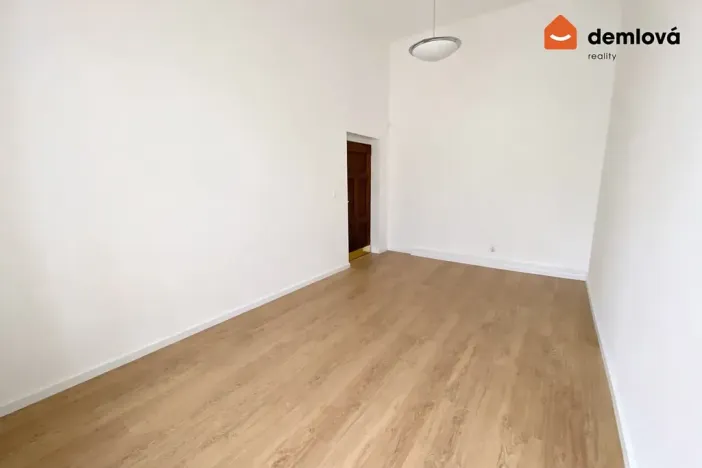 Pronájem kanceláře, Ostrava, Smetanovo náměstí, 24 m2