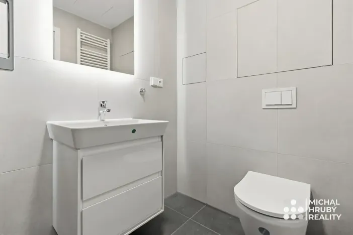 Prodej bytu 1+kk, Ostrava, Výstavní, 27 m2