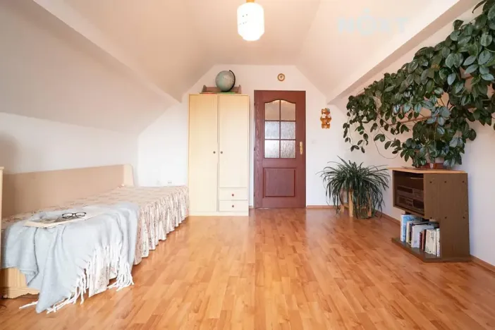 Prodej rodinného domu, Jindřichův Hradec, 197 m2