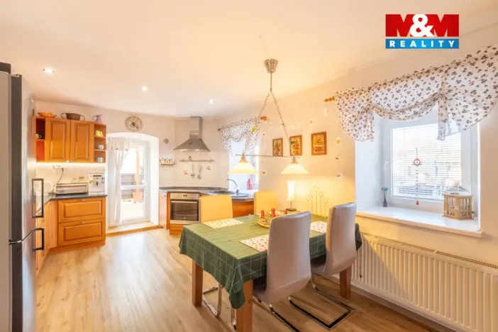 Prodej rodinného domu, Zlonice, Dvořákova, 186 m2