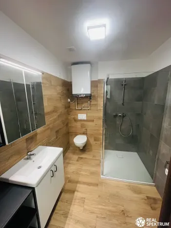 Pronájem bytu 1+kk, Boskovice, Velenova, 38 m2