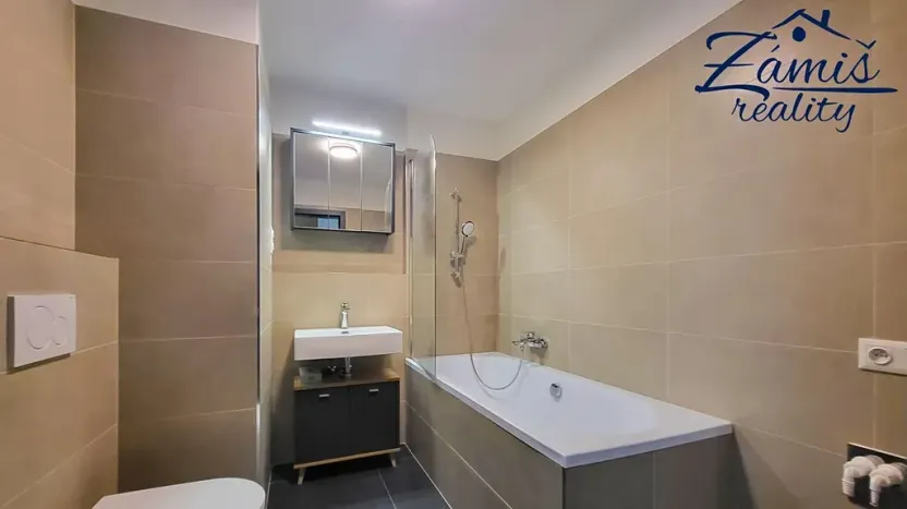 Pronájem bytu 1+kk, Kladno, Štěpána Rautenstraucha, 32 m2