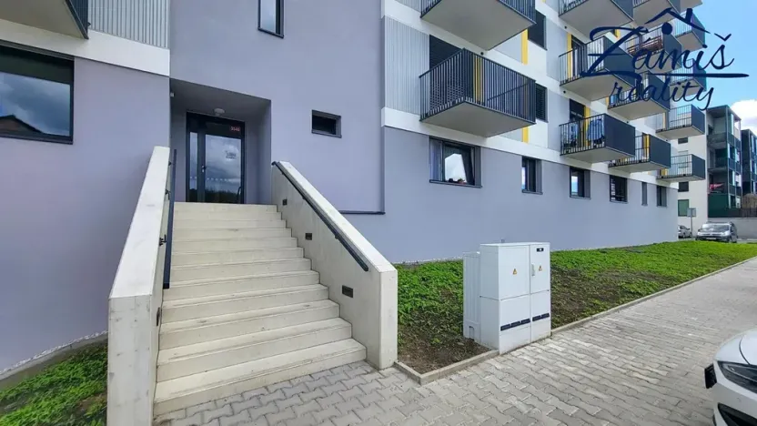 Pronájem bytu 1+kk, Kladno, Štěpána Rautenstraucha, 32 m2