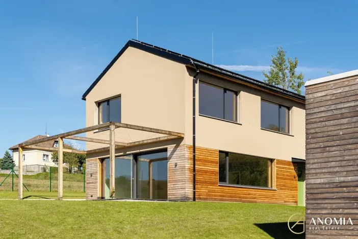 Prodej rodinného domu, Chocerady, 157 m2