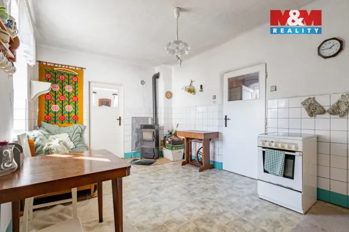 Prodej rodinného domu, Jarošov nad Nežárkou - Lovětín, 95 m2