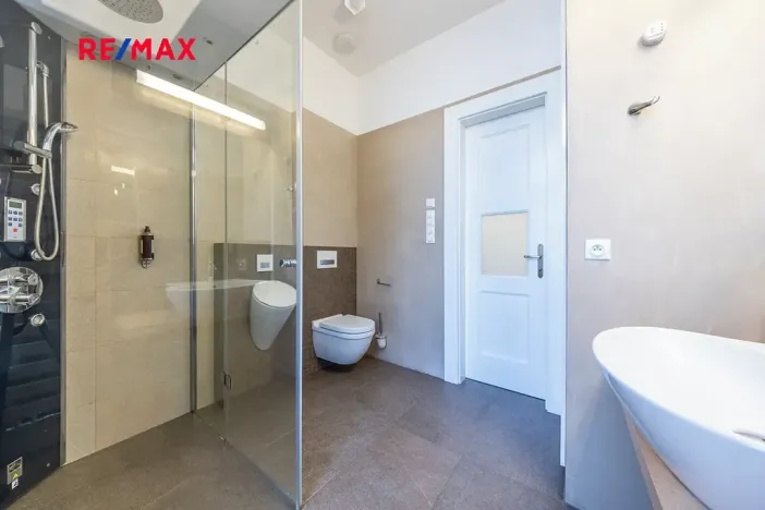 Prodej bytu 2+kk, Praha - Staré Město, Křižovnická, 71 m2