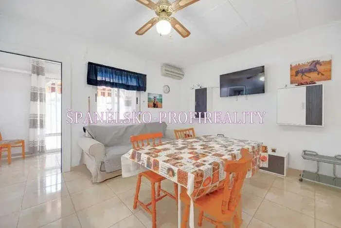 Prodej vily, Alicante, Španělsko, 59 m2