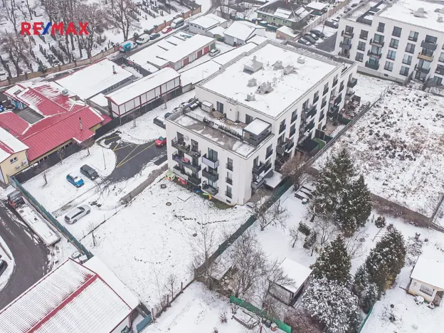 Pronájem bytu 1+kk, Plzeň, V Zahrádkách, 39 m2