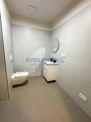 Prodej bytu 2+kk, Hluboká nad Vltavou, Masarykova, 54 m2