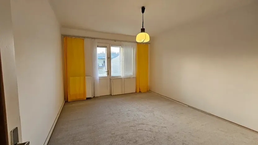 Pronájem bytu 3+kk, Praha, Kladenská, 82 m2