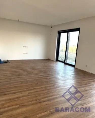 Prodej rodinného domu, Polerady, 380 m2