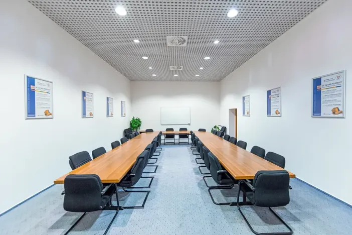 Pronájem kanceláře, Praha - Vysočany, Freyova, 17 m2