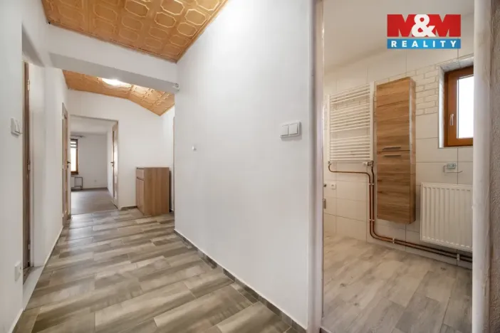 Prodej rodinného domu, Osík, 227 m2