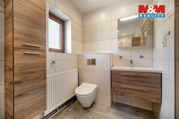 Prodej rodinného domu, Osík, 227 m2