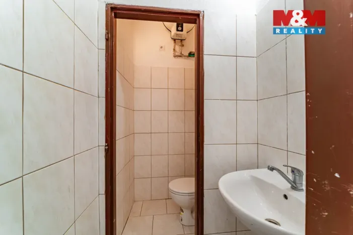 Pronájem obchodního prostoru, Mariánské Lázně, Hlavní třída, 76 m2