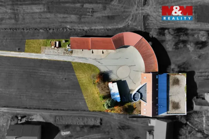 Pronájem výrobních prostor, Žďár, 1089 m2