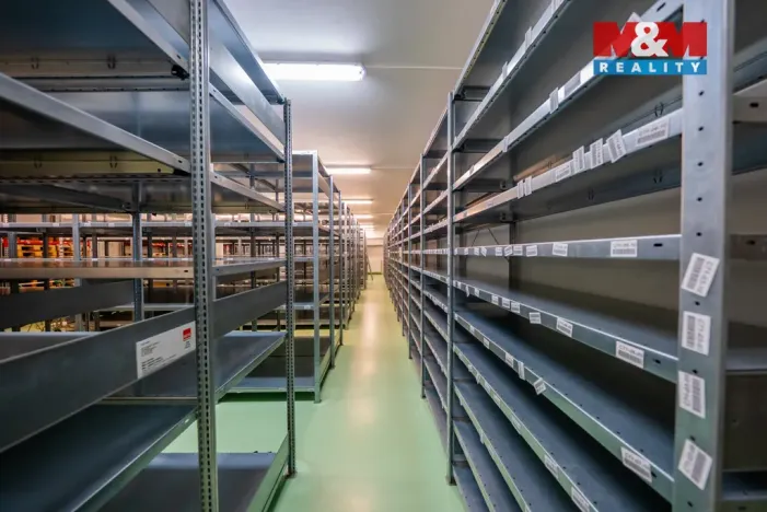 Pronájem výrobních prostor, Žďár, 1089 m2