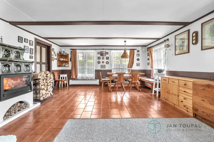 Prodej rodinného domu, Janov, 300 m2