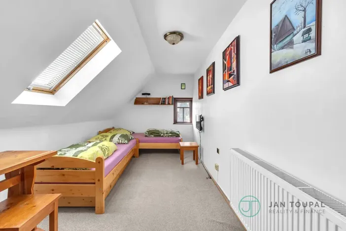 Prodej rodinného domu, Janov, 300 m2