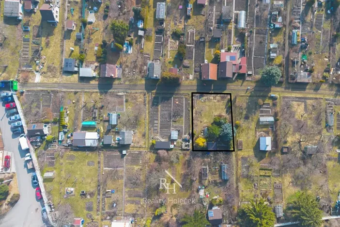 Prodej zahrady, Kladno, 303 m2