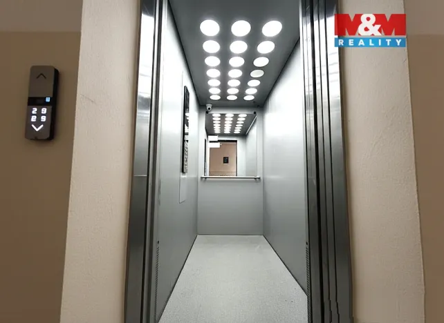 Pronájem bytu 1+kk, Karviná - Hranice, Čsl. armády, 32 m2